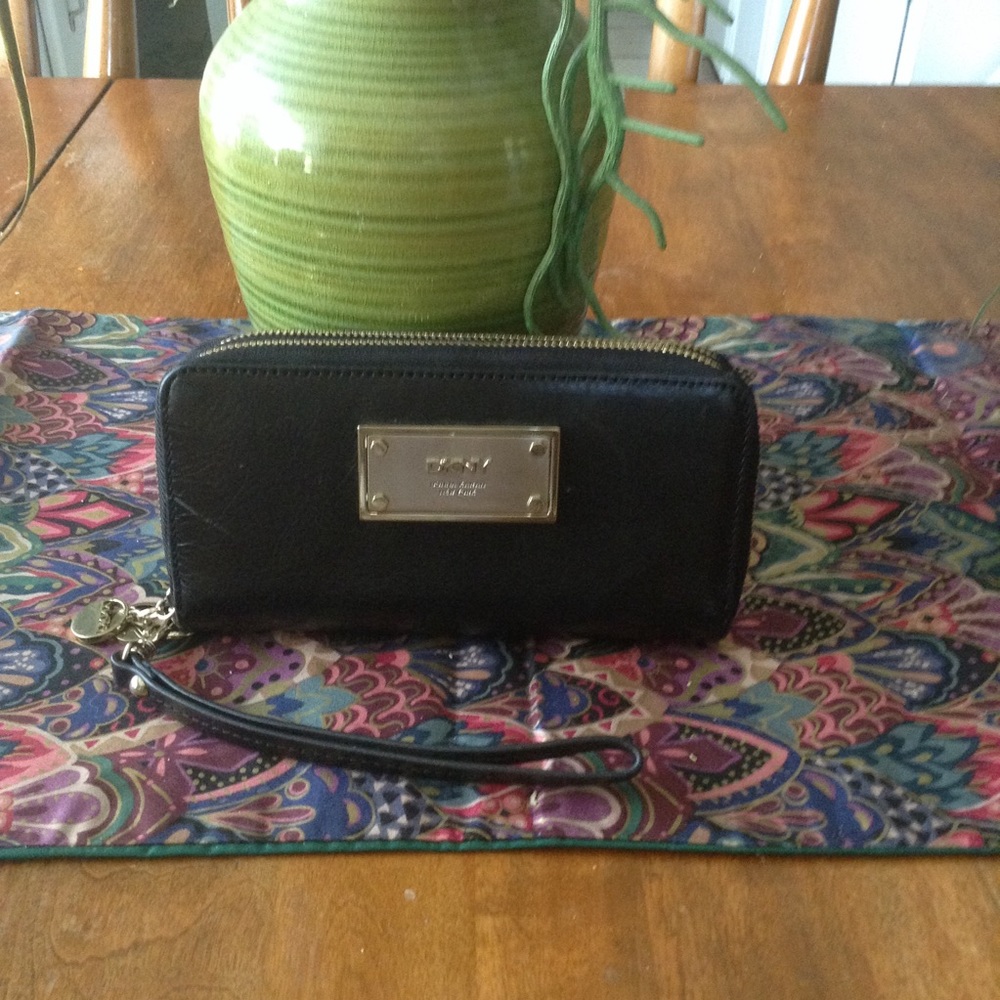 DKNY Double Zip Around Leather Wristlet/wallet